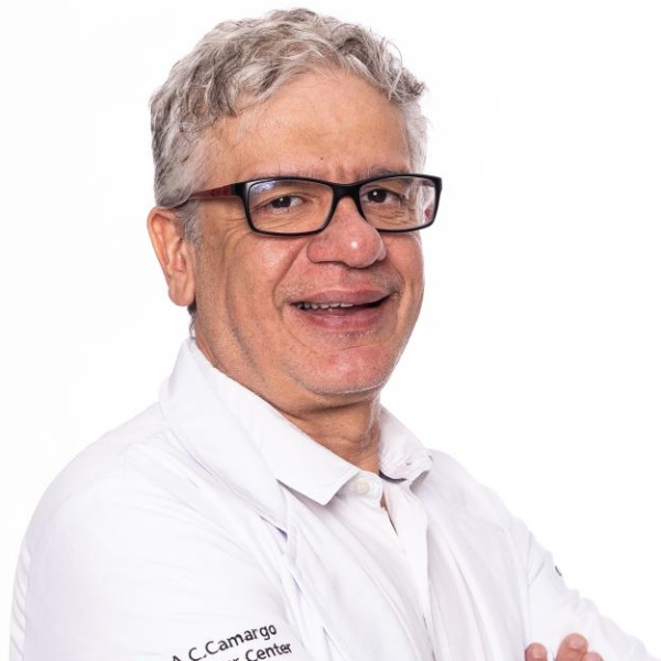Dr. Ulisses Ribaldo Nicolau