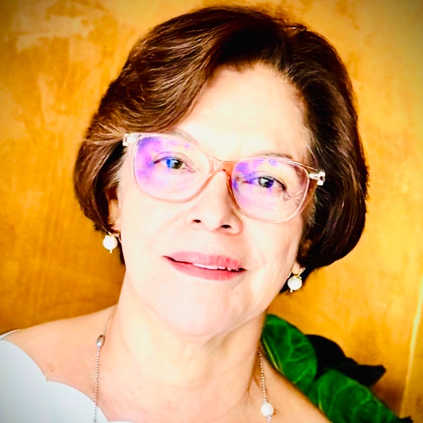 Dra. Maria Letícia Freitas Silva Chavarria
