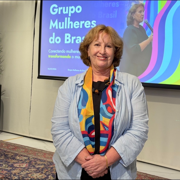 Annette Reeves de Castro (Co-fundadora do Grupo Mulheres do Brasil e vice-presidente do I Simpósio do Movimento Juntos contra o HPV