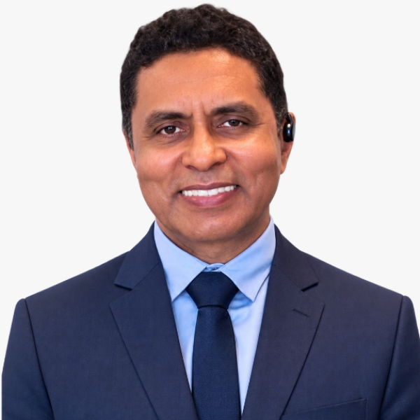 Dr. RAIMUNDO CLÁUDIO GOMES
