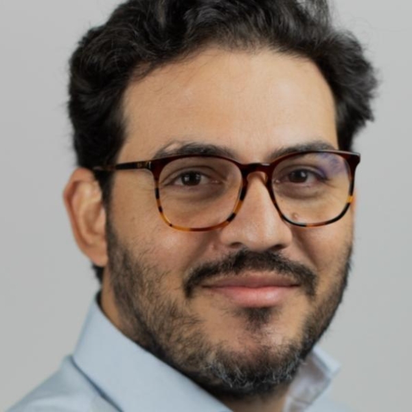 Prof. Dr. Leonardo Mendonça