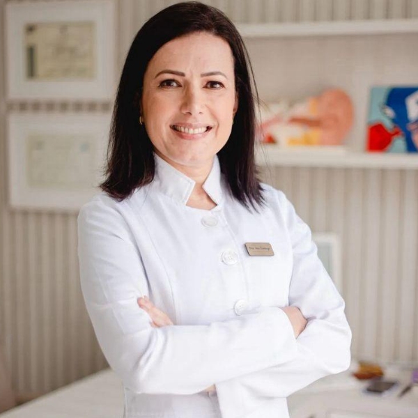 Dra. Ana Aparecida Santiago