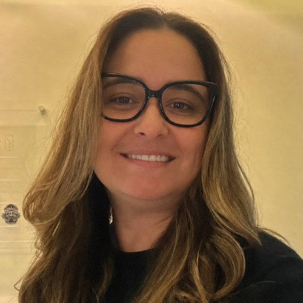Dra. Mariana Grimaldi de Oliveira 