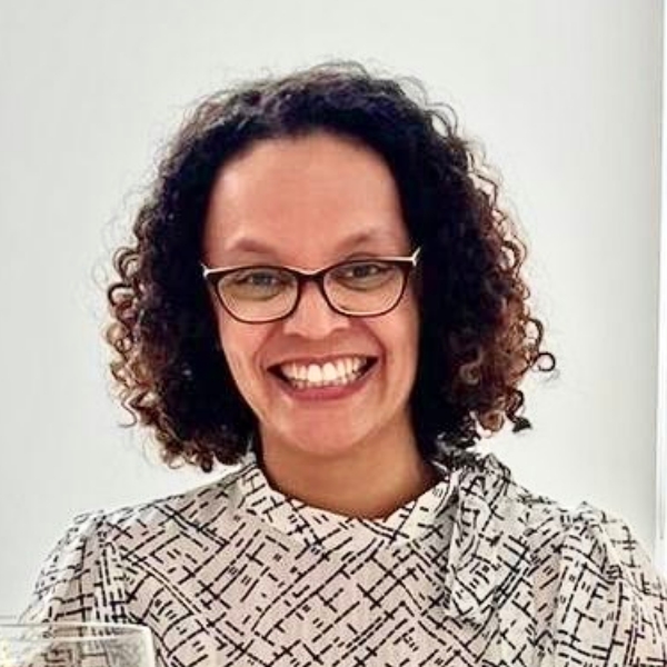 Profa. Andrea Nascimento