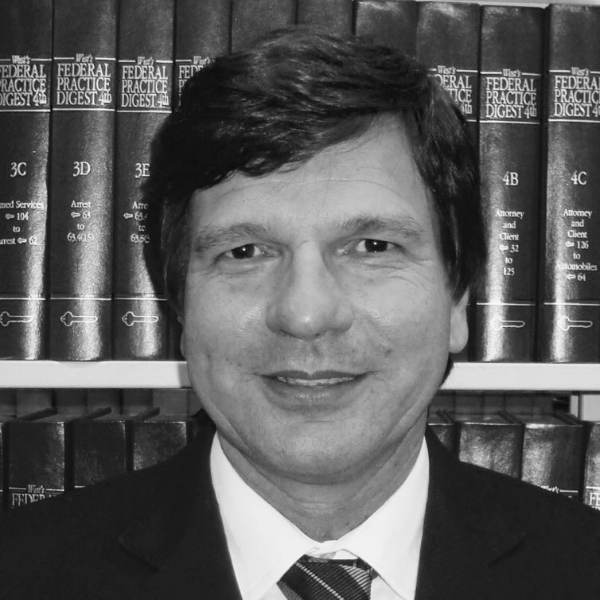 Prof. Dr. George Sarmento