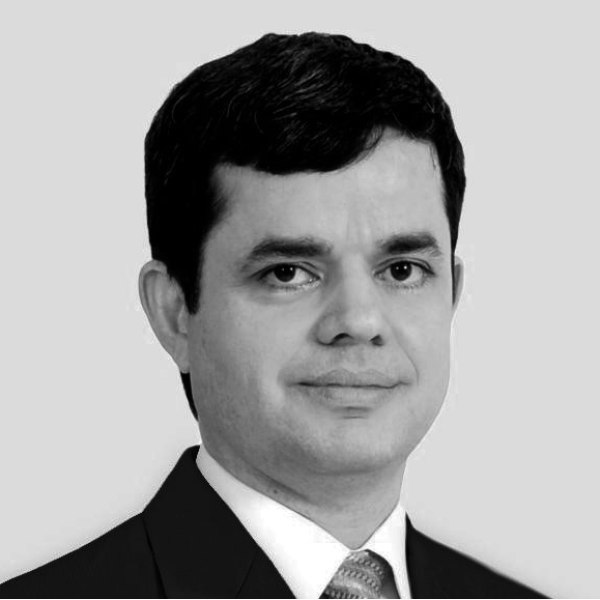 Desembargador. Dr. Fabio Tulio Correia Ribeiro