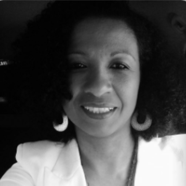 Profª  Drª Lígia dos Santos Ferreira