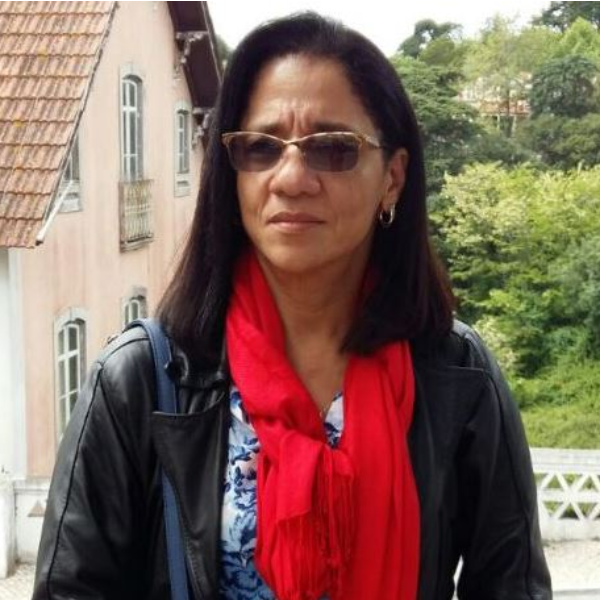 Dra. Marina Corrêa (UFS Brasil)