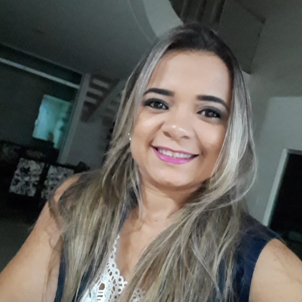 Nábia Ribeiro Santos Lima