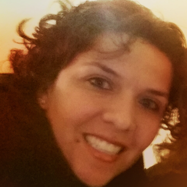 Profa. Dra. Isabelle Patriciá Freitas Soares Chariglione
