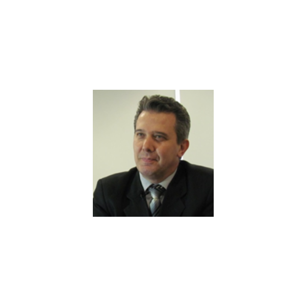 Maximiliano Martinhão