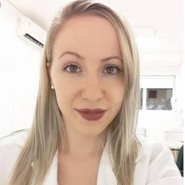 Dra. Camila Munafó Serpa (nutricionista - UNINOVE)