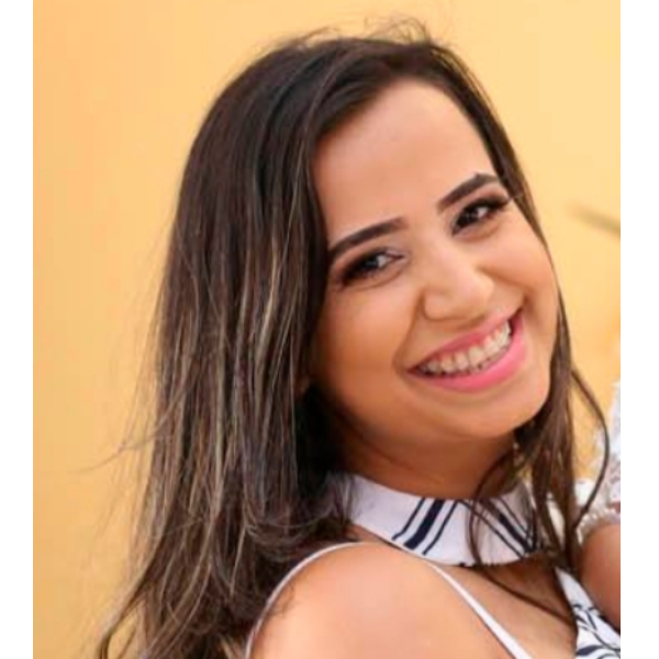 Camila de Alencar Freitas