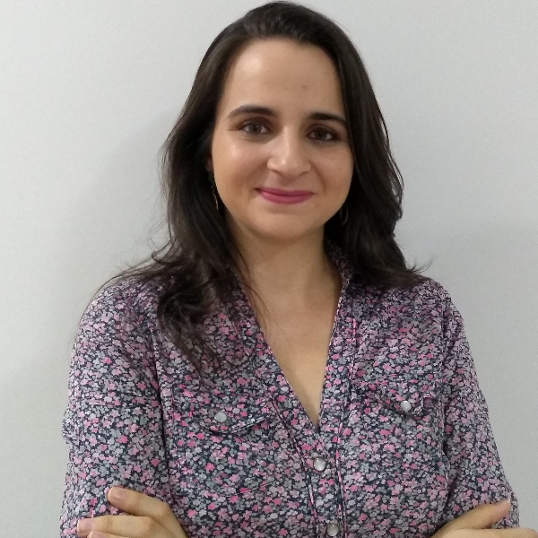 Janine R. Pereira Veiga