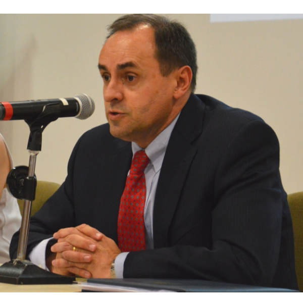 Dr. Francisco Carlos Paletta (USP, Brasil)