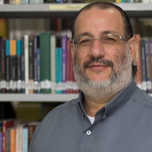 Prof.º Dr. Julio Cezar de Paula Brotto