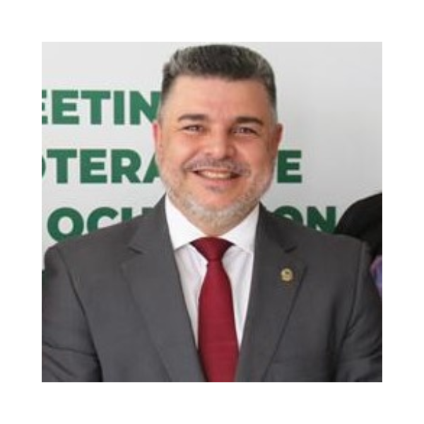 Dr. Silano Souto Mendes Barros