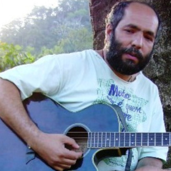 Prof. Dr. Marivaldo Aparecido de Carvalho (UFVJM)