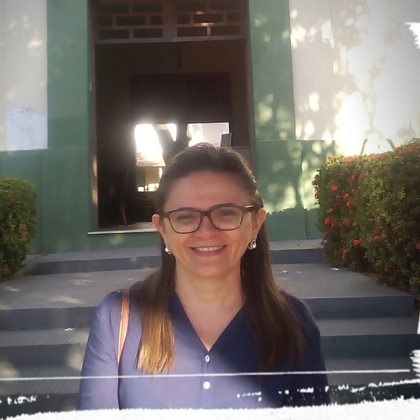 Profª. Ma. Francisca Tânia Almeida Colares (UECE)