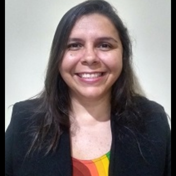 Profª. Esp. Antonia Luzirene Rodrigues Barros (CENTRO DE LÍNGUAS DE MARACANAÚ)