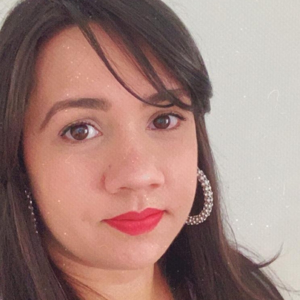 Lívia Souza (mediadora)