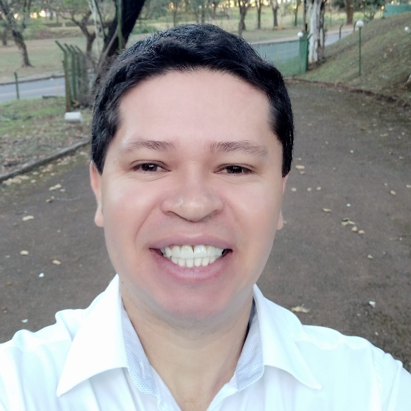 Marcelo Taveira (mediador)