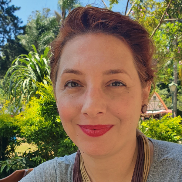 Vanessa Spinosa (mediadora)