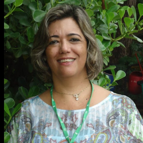 Oneida Cristina Gomes Barcelos Irigon