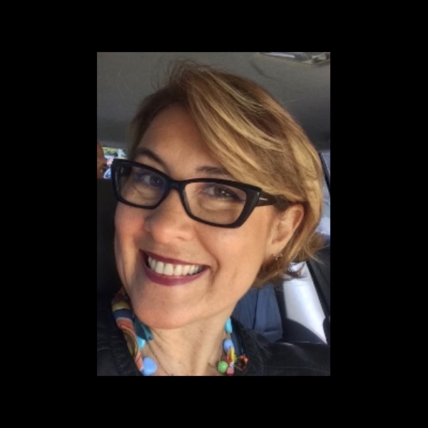 Profª Dra. Adriana Rocha Bruno