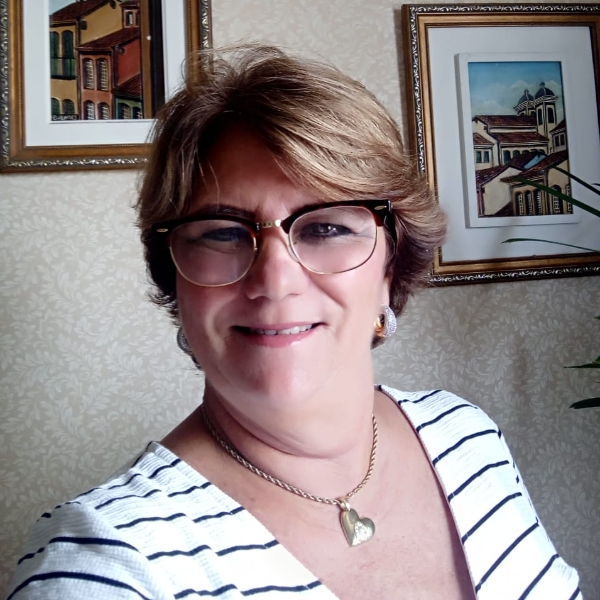 Denise Gersen Pinto Coelho