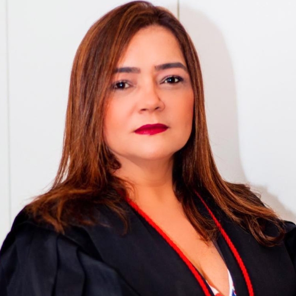 Eliane Gaia Alencar (Mediadora)