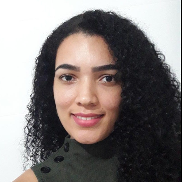 Mônica Santos