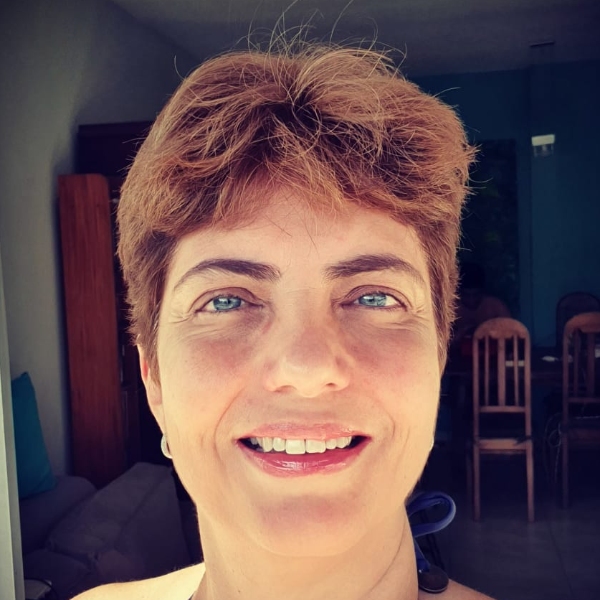 ANNA CARLA ALMEIDA MARIZ