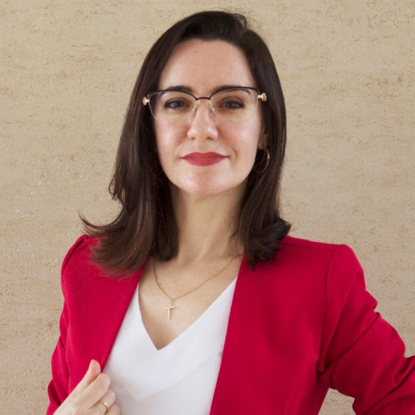 Maeve Nóbrega