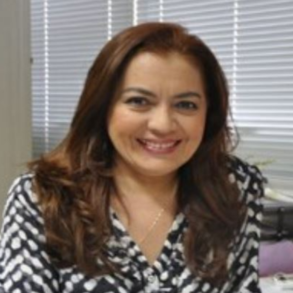 Livia de Souza Camurça Lima