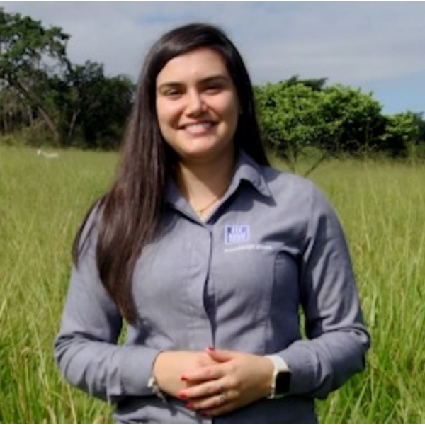 Esp. Débora Luzia Santana Alves