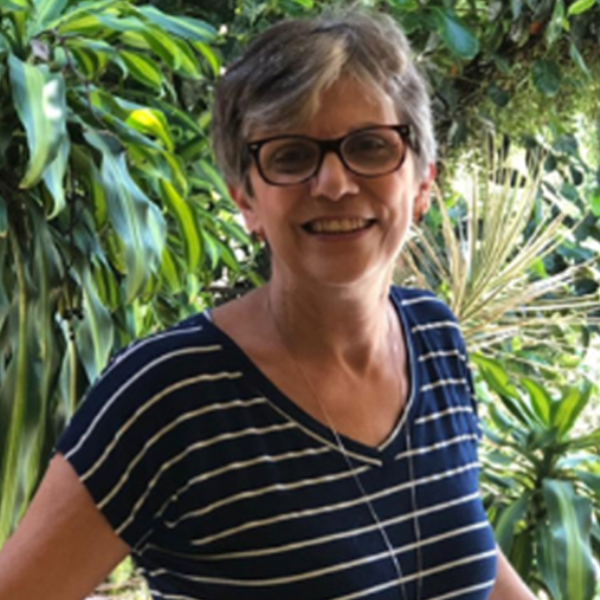 Sandra Escovedo Selles (UFF)