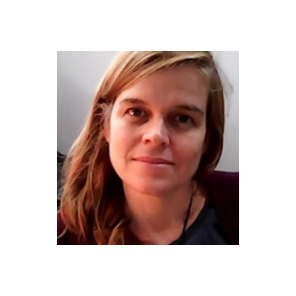 Mariana Moncassim Vale (UFRJ)