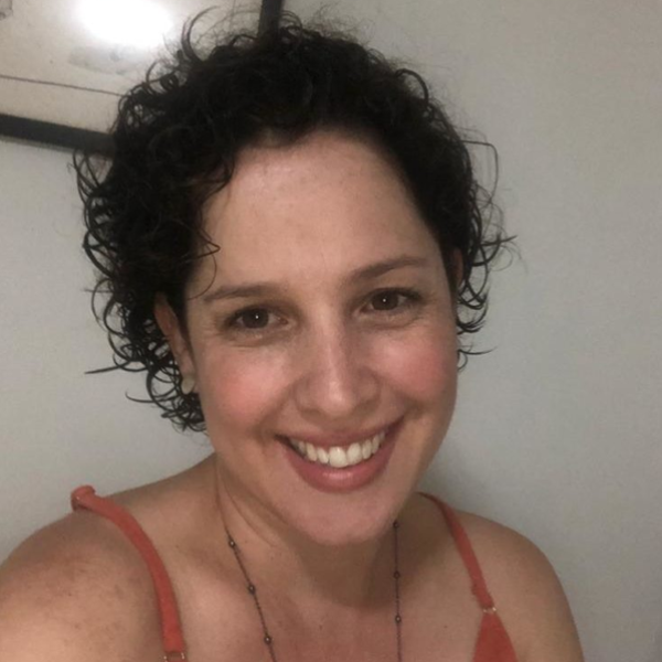 Priscilla Oliveira Silva Bomfim (UFF)