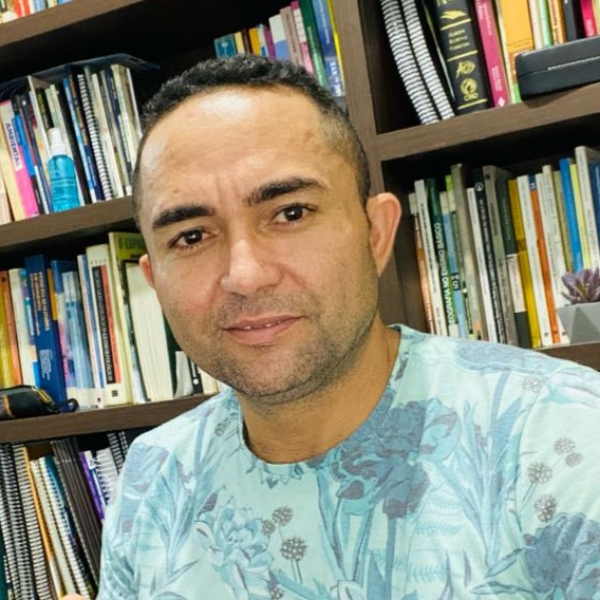 Prof. Ronaldo dos Santos Barbosa