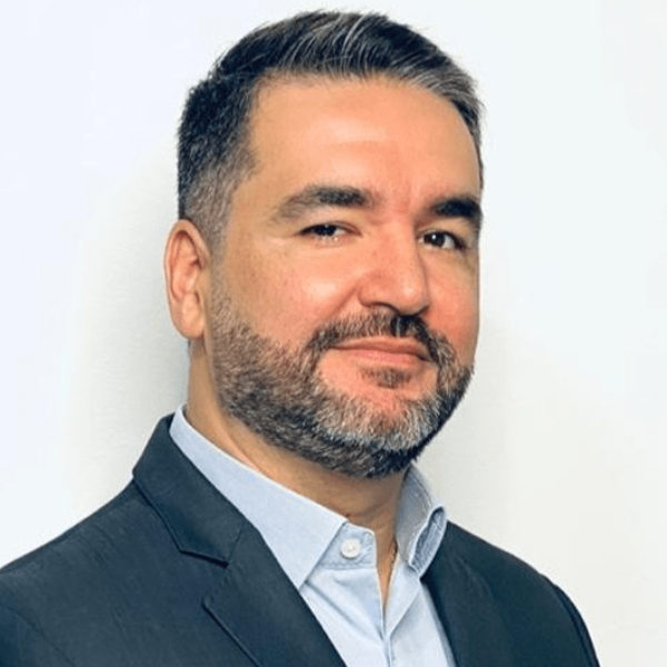 Alessandro Fernandes