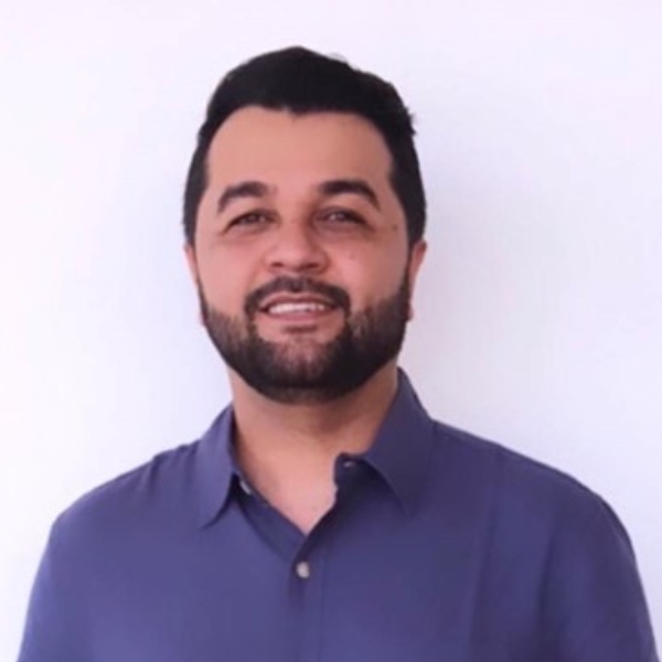 Me Renato Moreira Silva