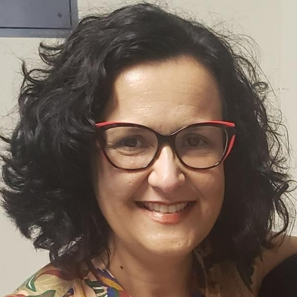 Profa. Dra. Mônica Veloso Borges