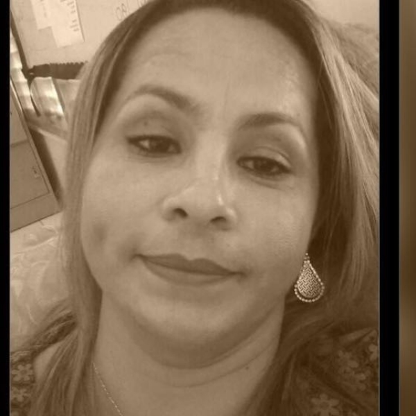 Profa. Dra. Nayara da Silva Camargo