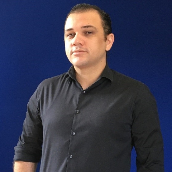 Me. Ricardo Oliveira Barros