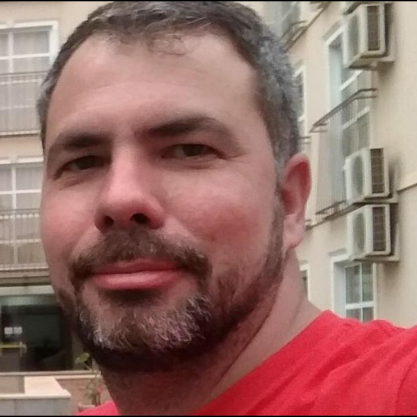 Prof. Dr. Luís Rodrigo