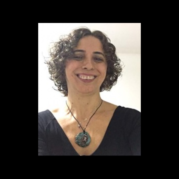  Profa. Dra. Helidacy Maria Muniz Correa