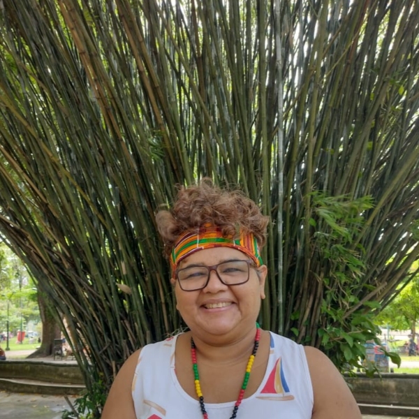 Ivânia dos Santos (UFPA)