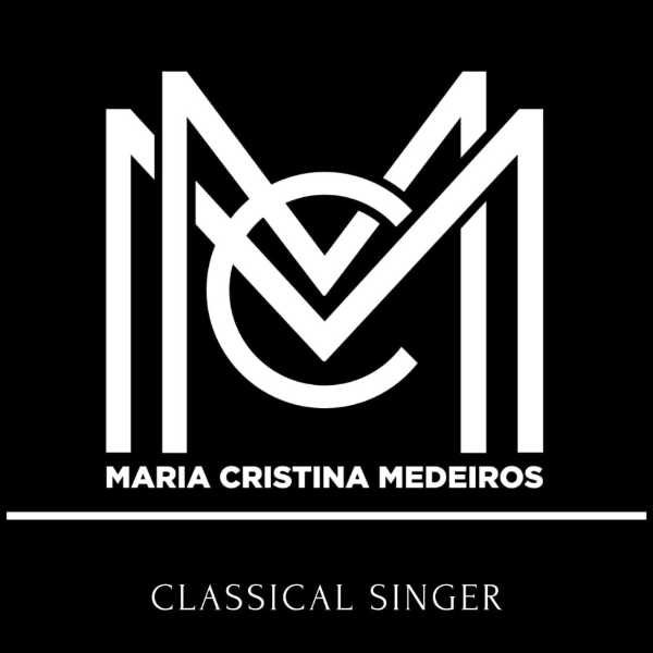 Maria Cristina Medeiros - Soprano