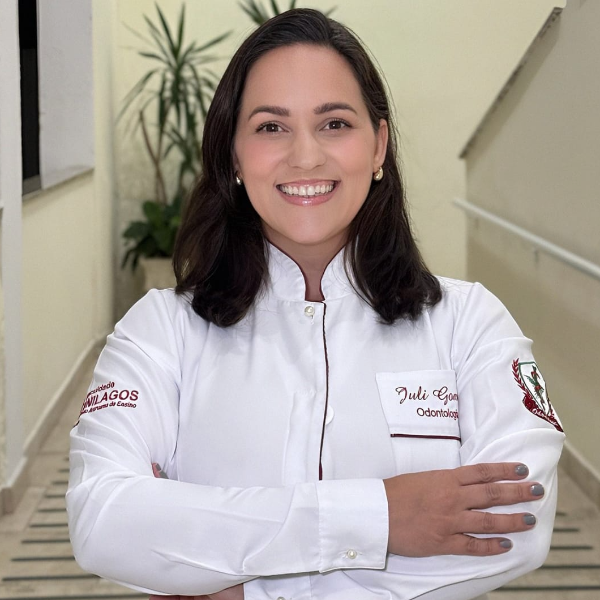 Juli Gomes - Vice Presidente Discente 